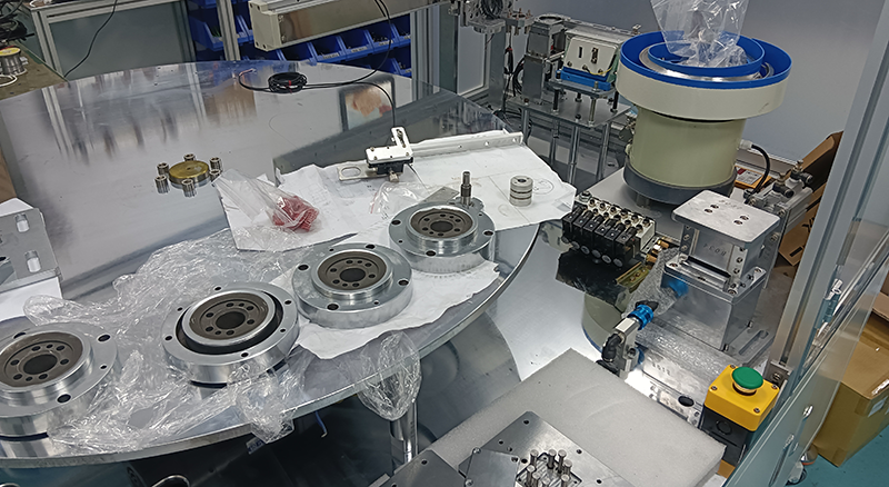 铆钉铆接自动化设备的工作原理及主要机构